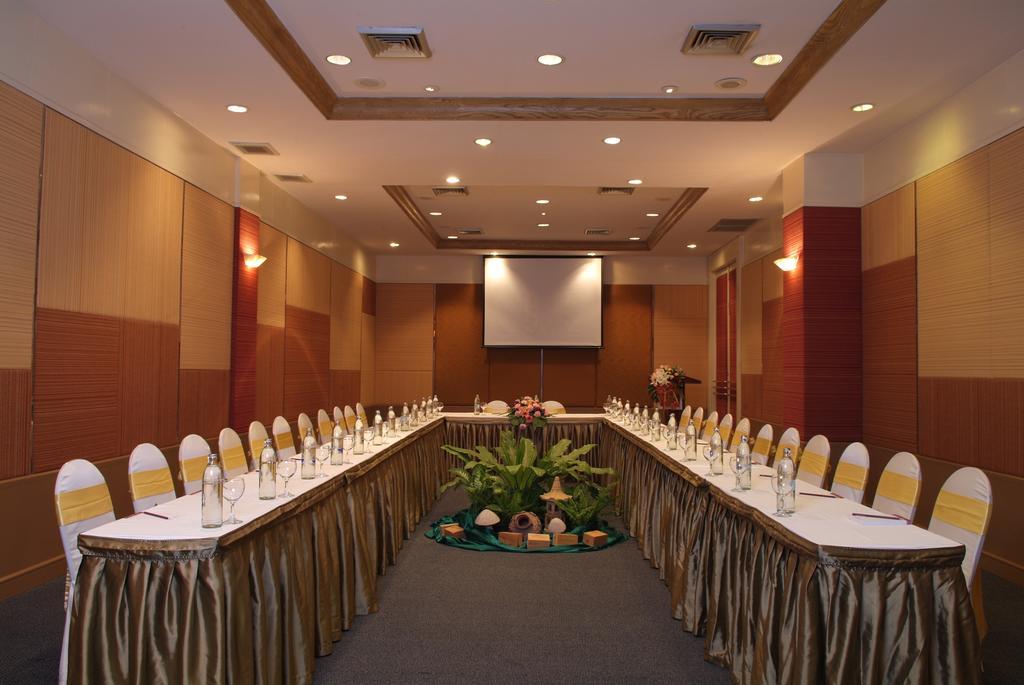 Chon Inter Hotel Çonburi Dış mekan fotoğraf
